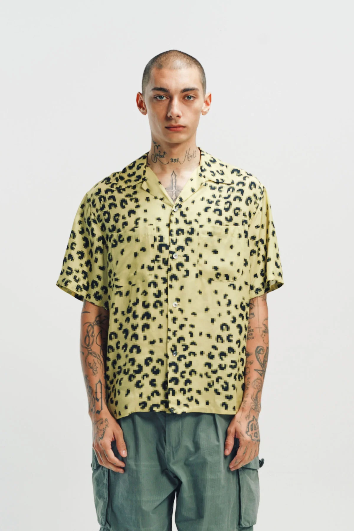 MAISON MARGIELA | PIXEL LEOPARD SHORT SLEEVE SHIRT - Image 2