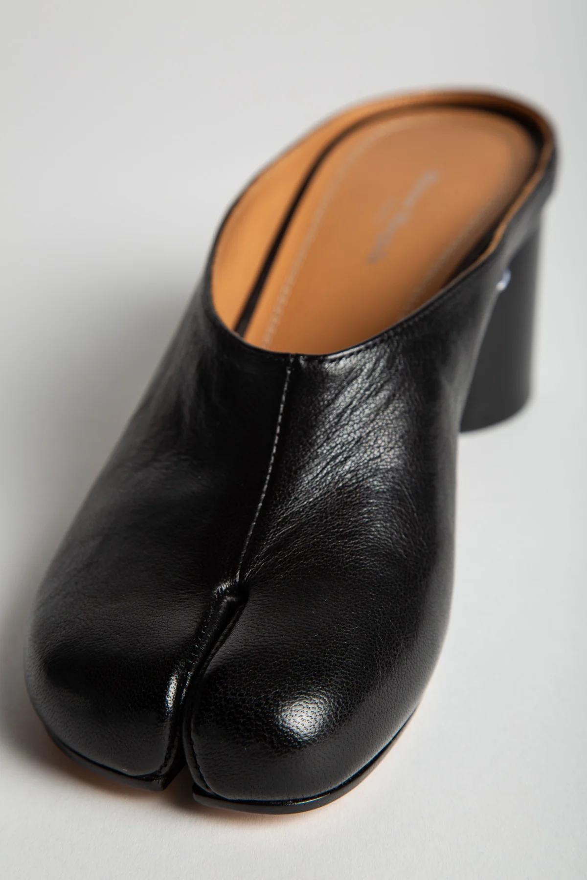 MAISON MARGIELA | TABI DÉCOLLETÉ MULES - Image 5