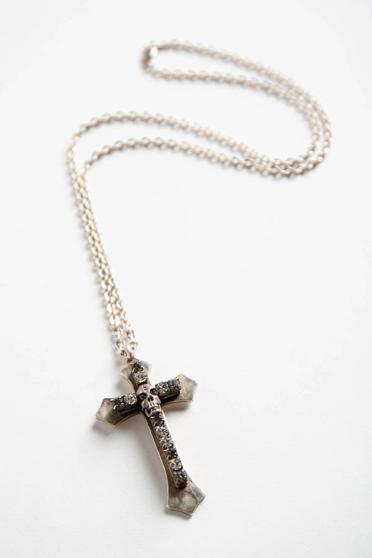 MANIAC | LARGE CROSS NECKLACE - Image 3
