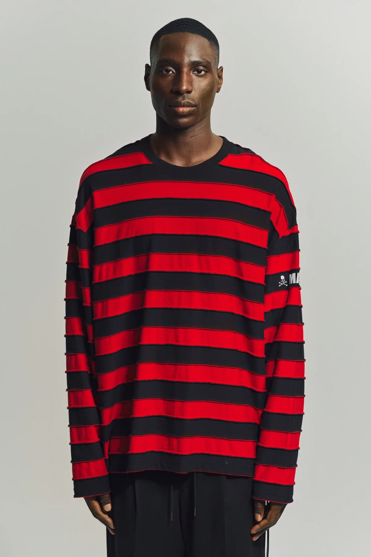 MASTERMIND | STRIPED LONG SLEEVE T-SHIRT - Image 2