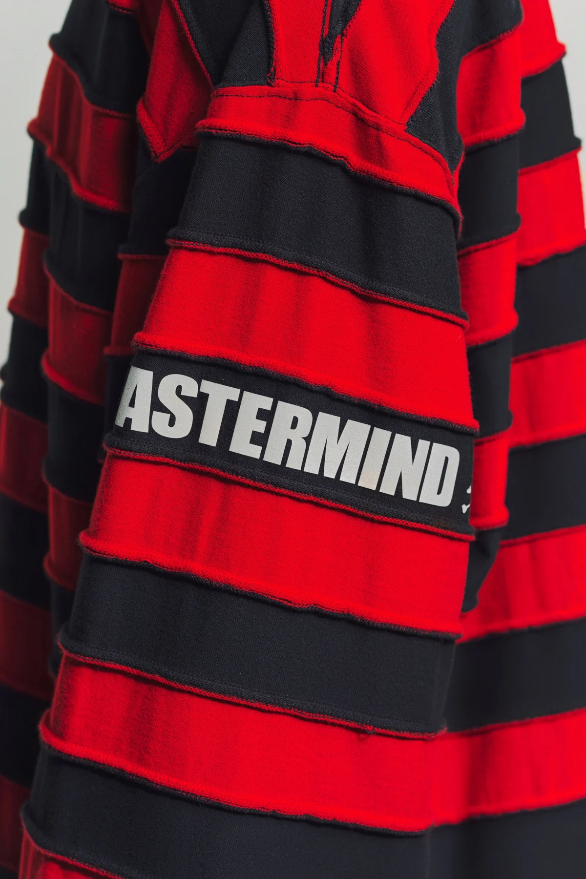 MASTERMIND | STRIPED LONG SLEEVE T-SHIRT - Image 5
