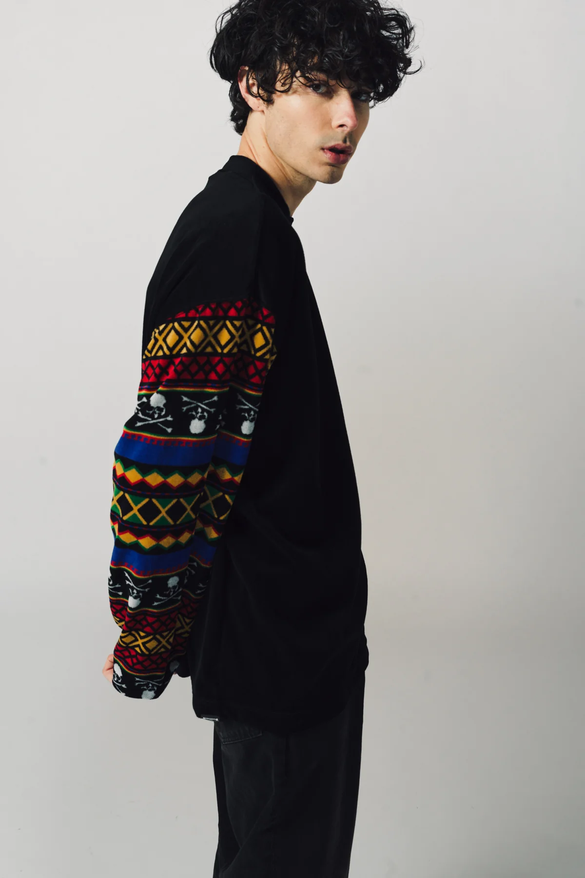 MASTERMIND | SWITCHED VELOUR LONG SLEEVE TEE - Image 3