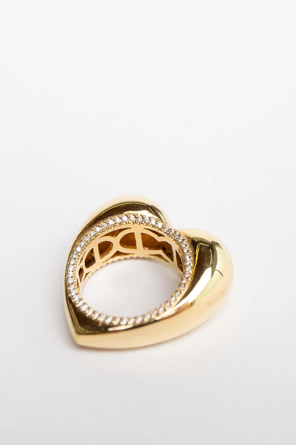 MAUD JEWELRY | 18K GOLD 1CT DIAMOND HEART RING - Image 2