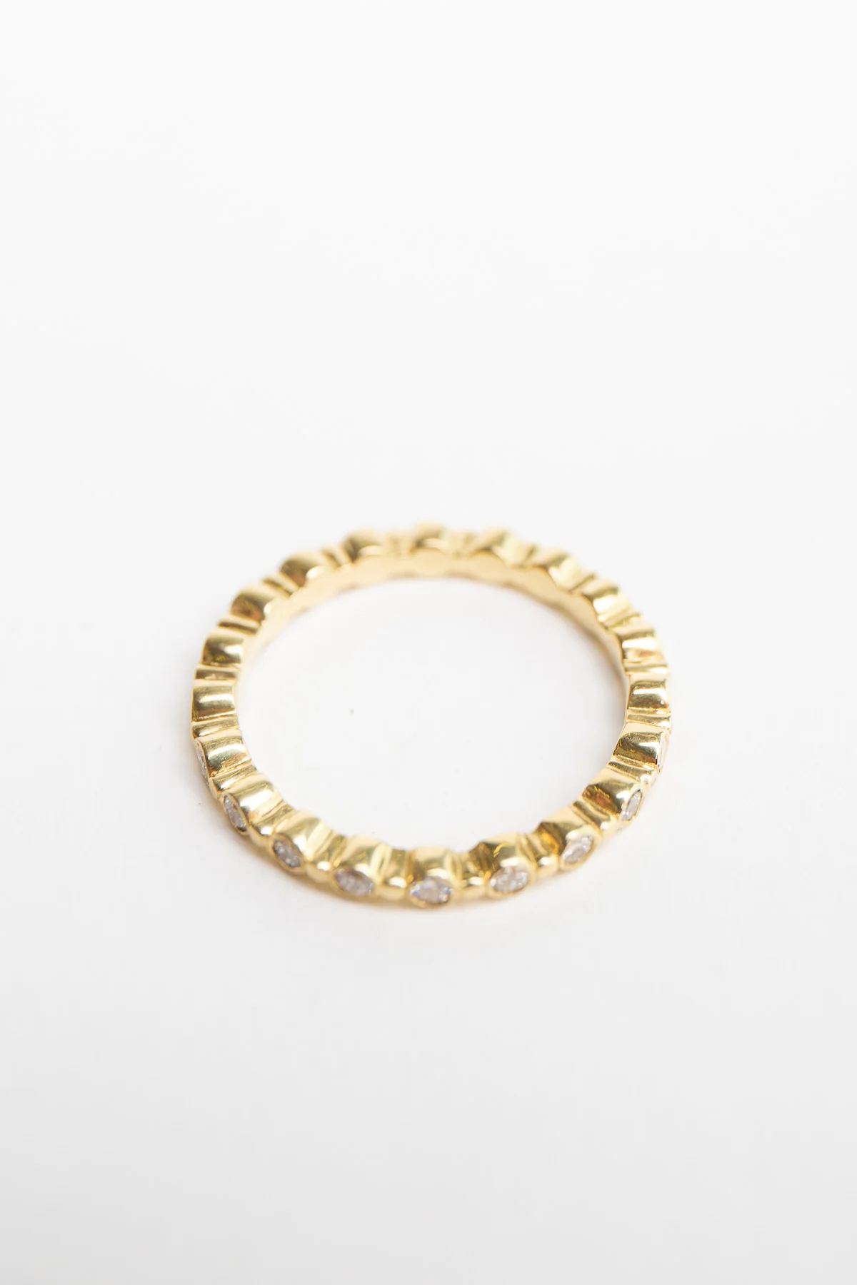MAUD JEWELRY | 18K GOLD 30 DIAMOND STACK RING - Image 6