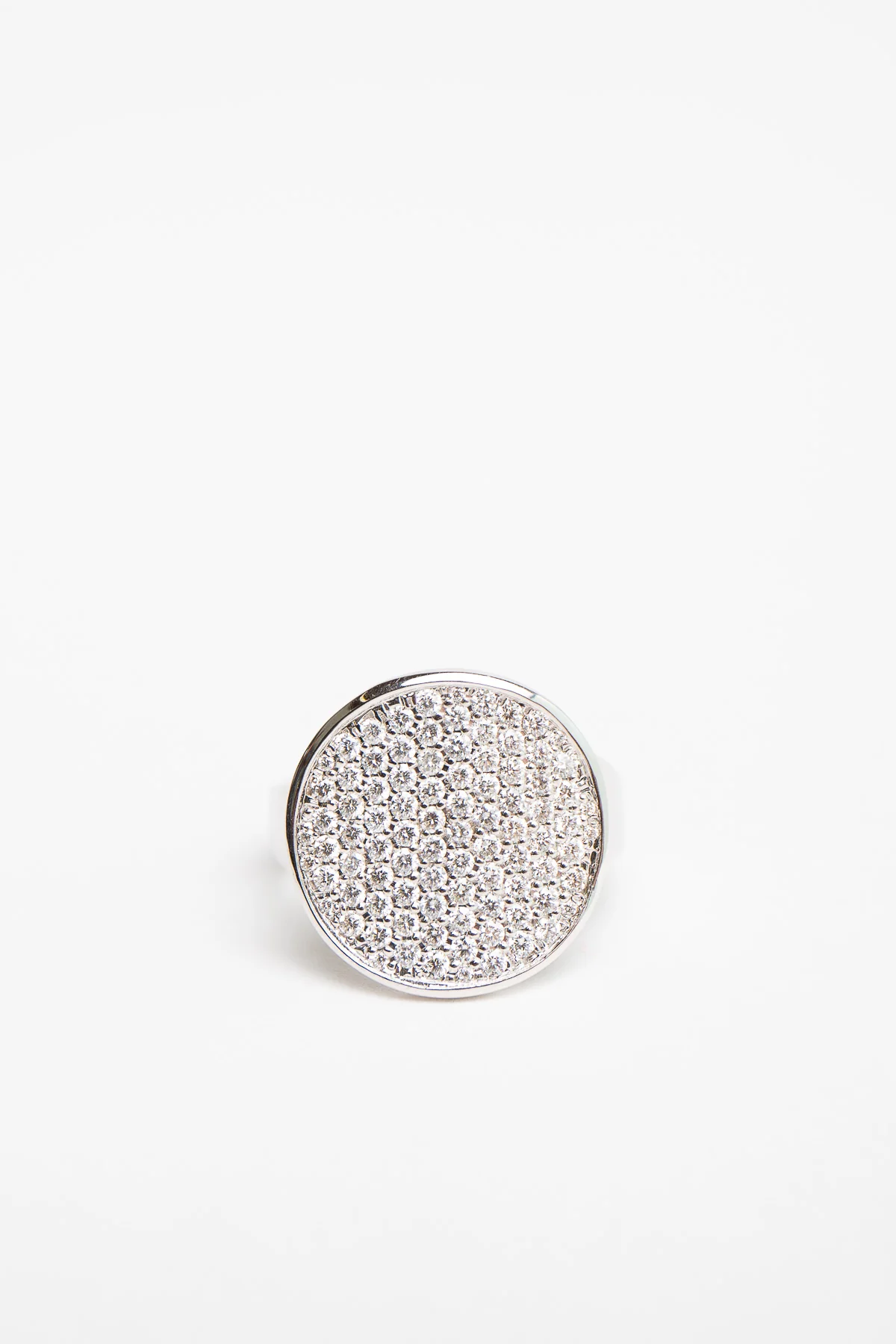 MAUD JEWELRY | 18K WHITE GOLD DIAMOND COIN RING - Image 2