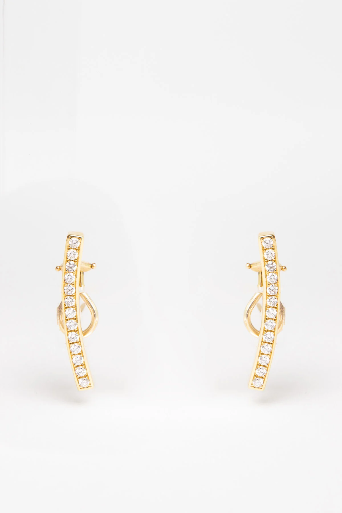 MAUD JEWELRY | DIAMOND GESTURE EARRINGS