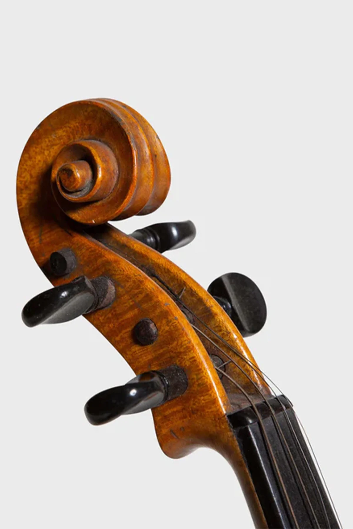 MAXFIELD PRIVATE COLLECTION | 1930'S ALUMINUM VIOLIN - Image 4