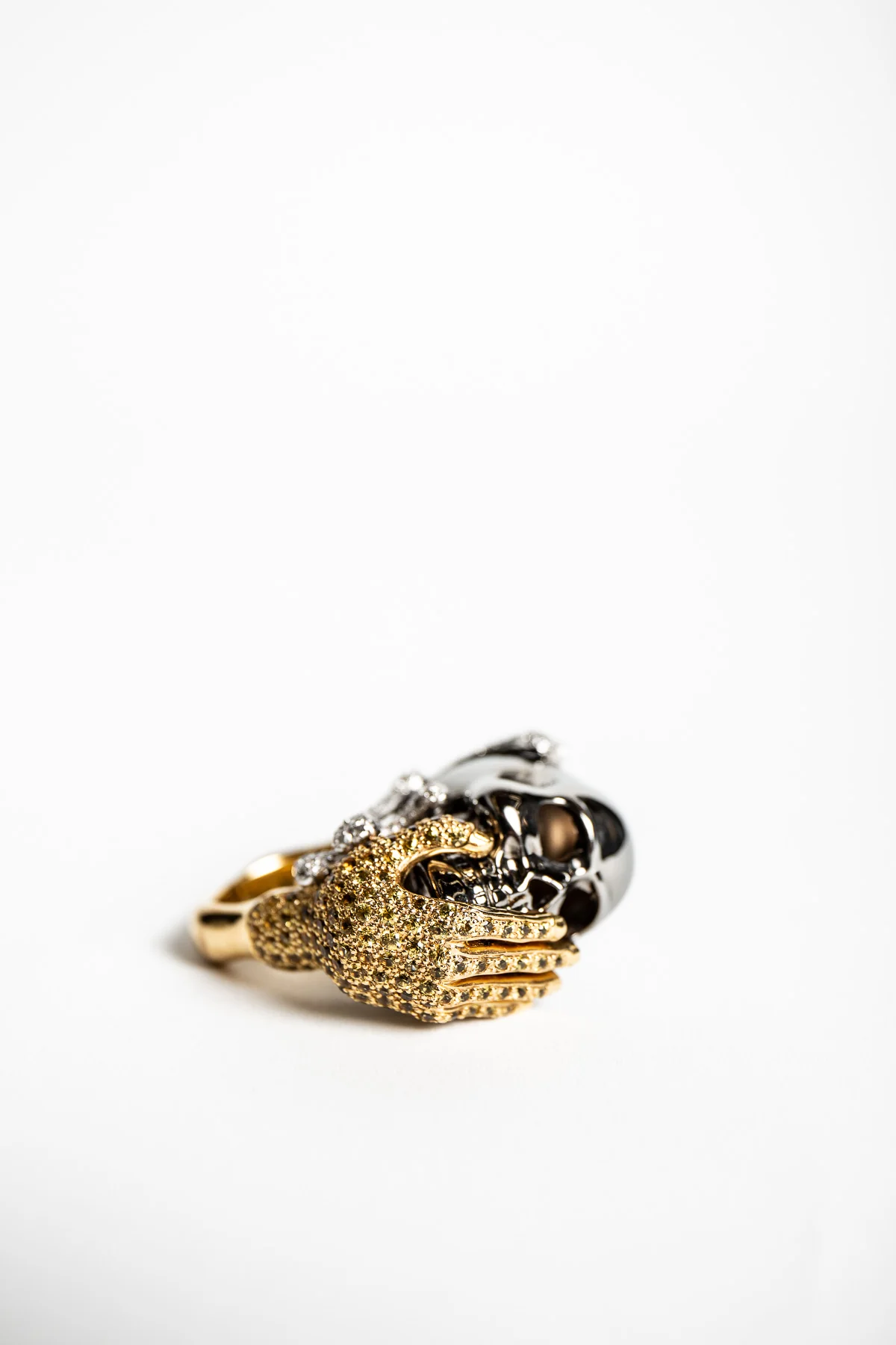 MAXFIELD PRIVATE COLLECTION | DIAMOND HAND SKULL RING - Image 3