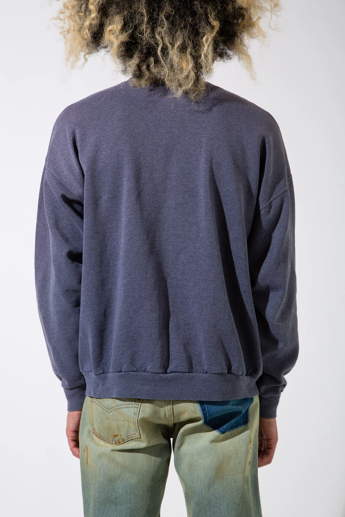 MAXFIELD MERCH COLLECTION | VINTAGE MAXFIELD LOGO CREWNECK - Image 3