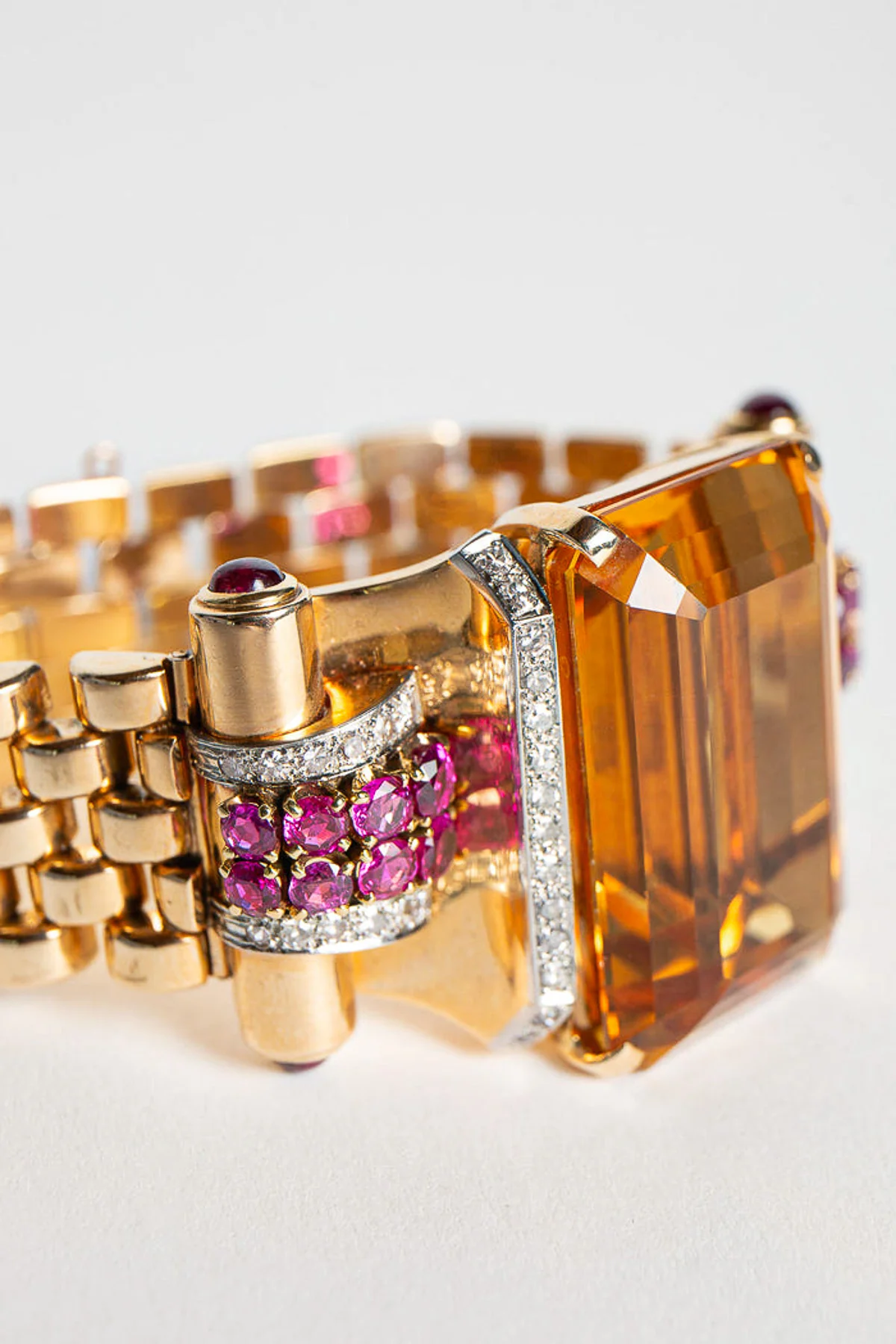 MAXFIELD PRIVATE COLLECTION | 1940'S QUARTZ & RUBY BRACELET - Image 4