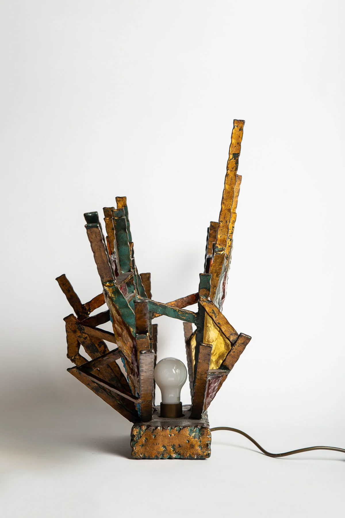 MAXFIELD PRIVATE COLLECTION | 1960S BRUTALIST POLIARTE TABLE LAMP - Image 2
