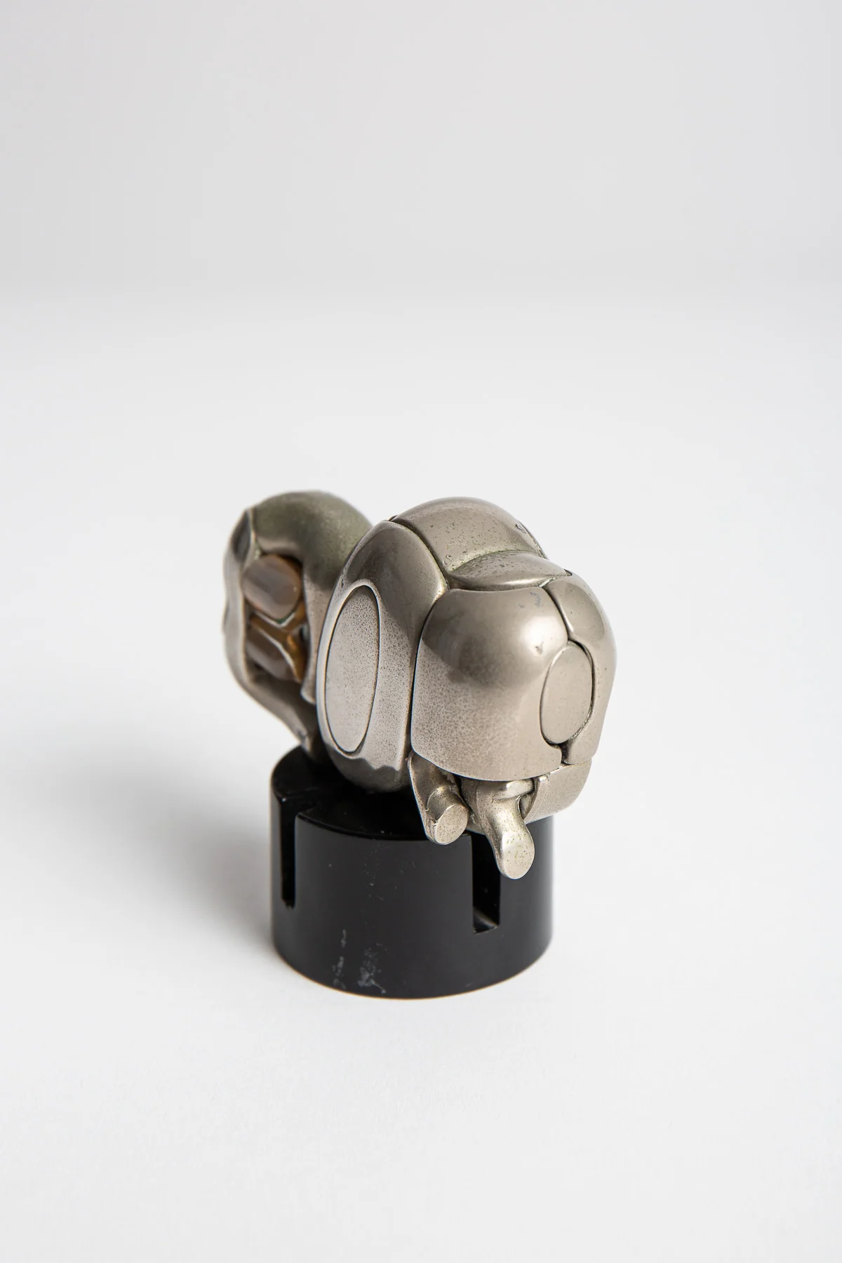 MAXFIELD PRIVATE COLLECTION | 1968 MINI ZORAIDA STATUE - Image 2