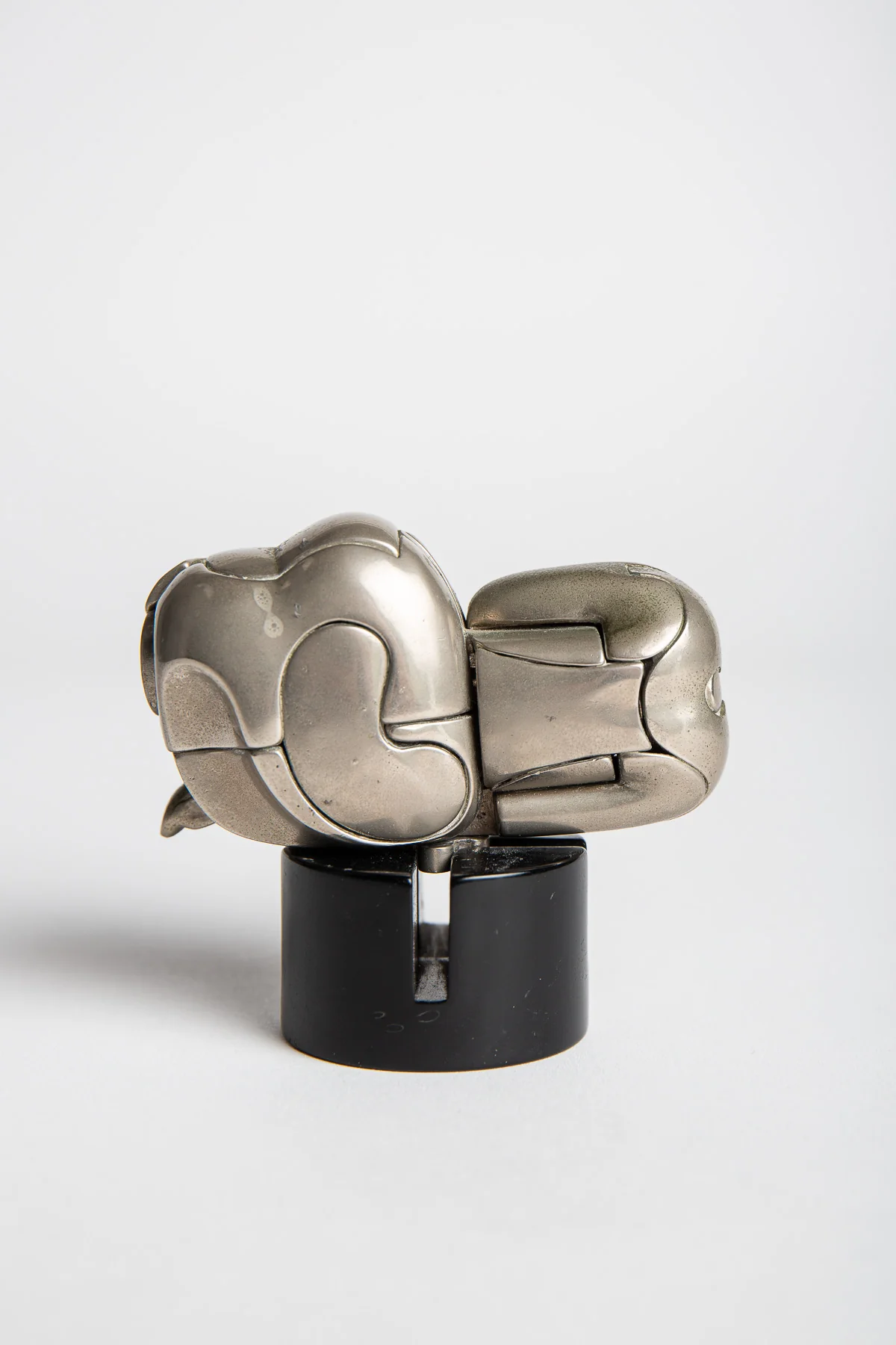 MAXFIELD PRIVATE COLLECTION | 1968 MINI ZORAIDA STATUE - Image 3