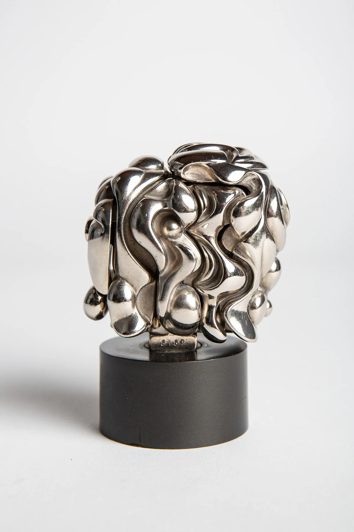 MAXFIELD PRIVATE COLLECTION | 1968 PORTRAIT DE MICHELE STATUE - Image 3