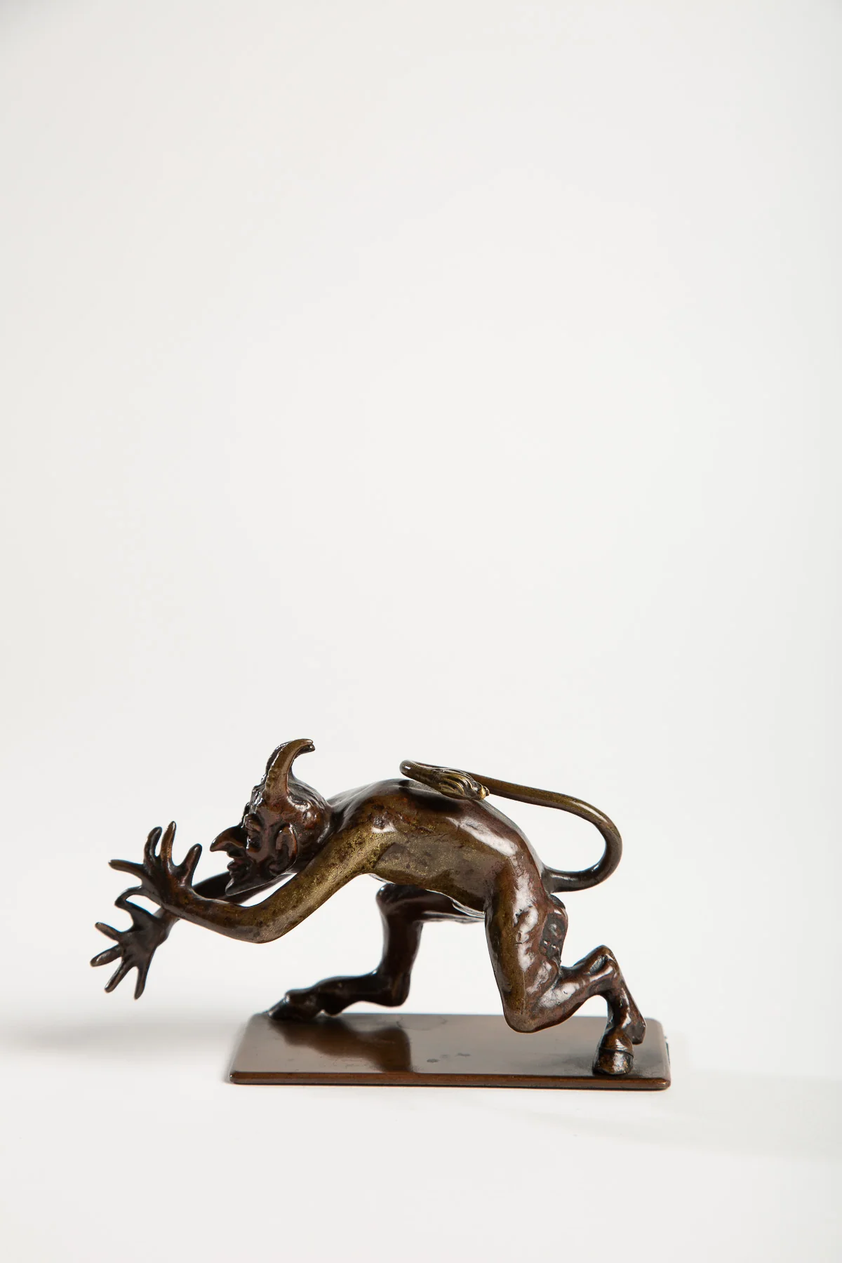 MAXFIELD PRIVATE COLLECTION | 19TH CENTURY VIENNA DEVIL - Image 3