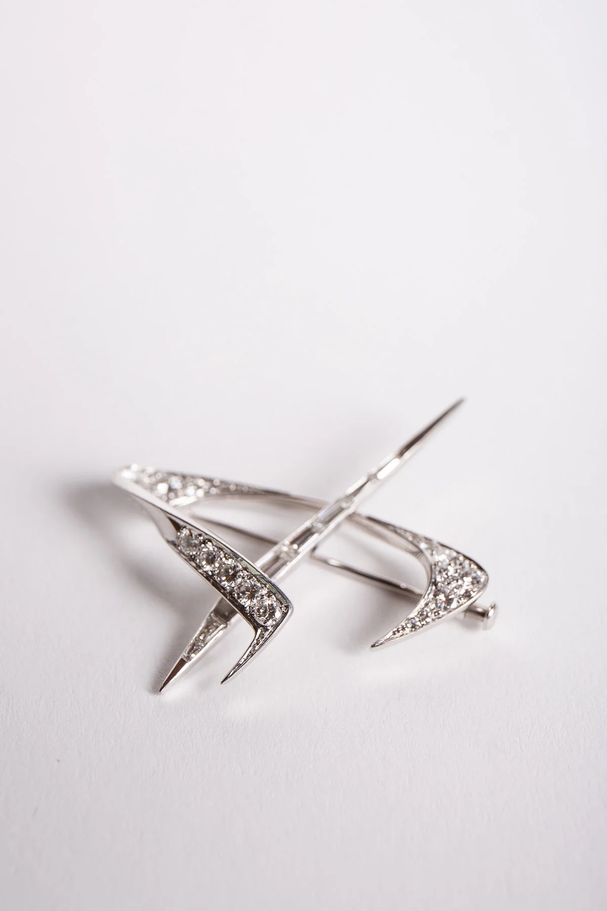 MAXFIELD COLLECTION | 20TH CENTURY DIAMOND BROOCH - Image 3