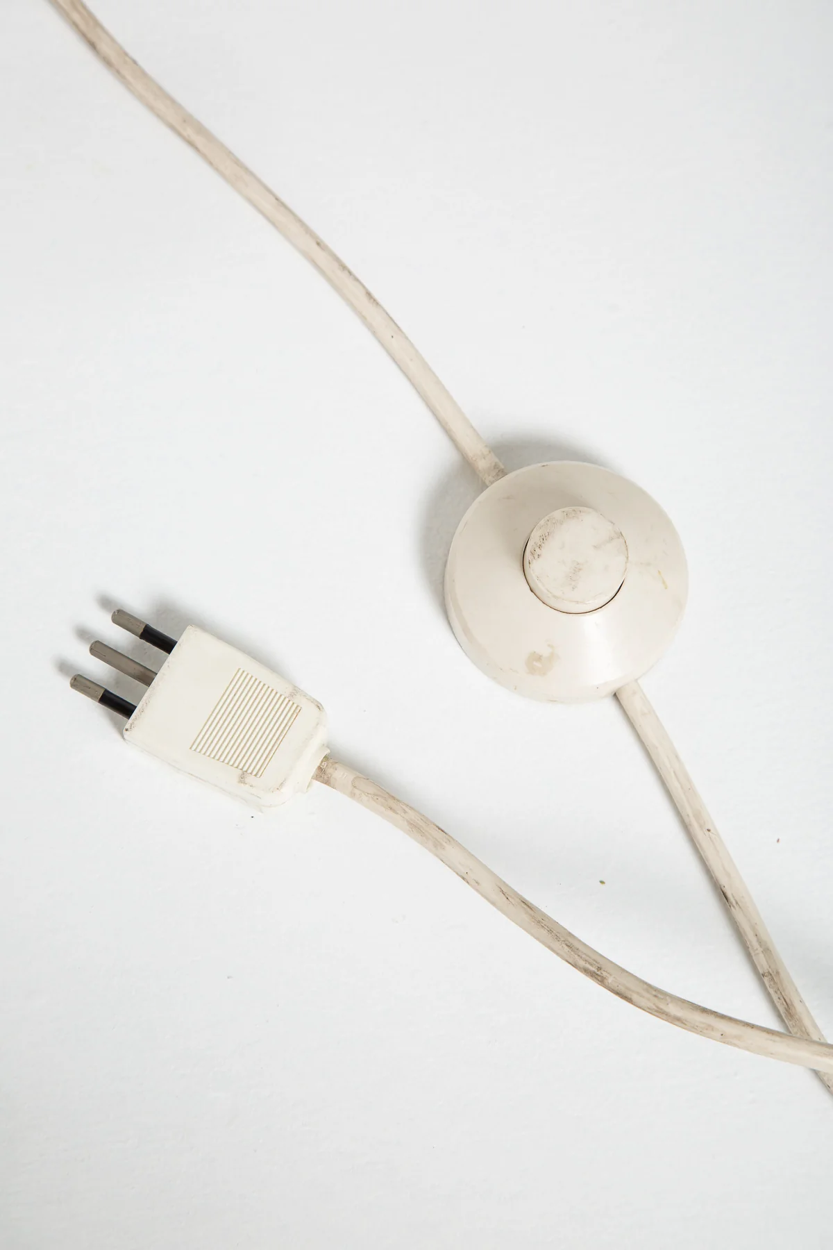 MAXFIELD PRIVATE COLLECTION | VINTAGE 3-ARM FLOOR LAMP - Image 8