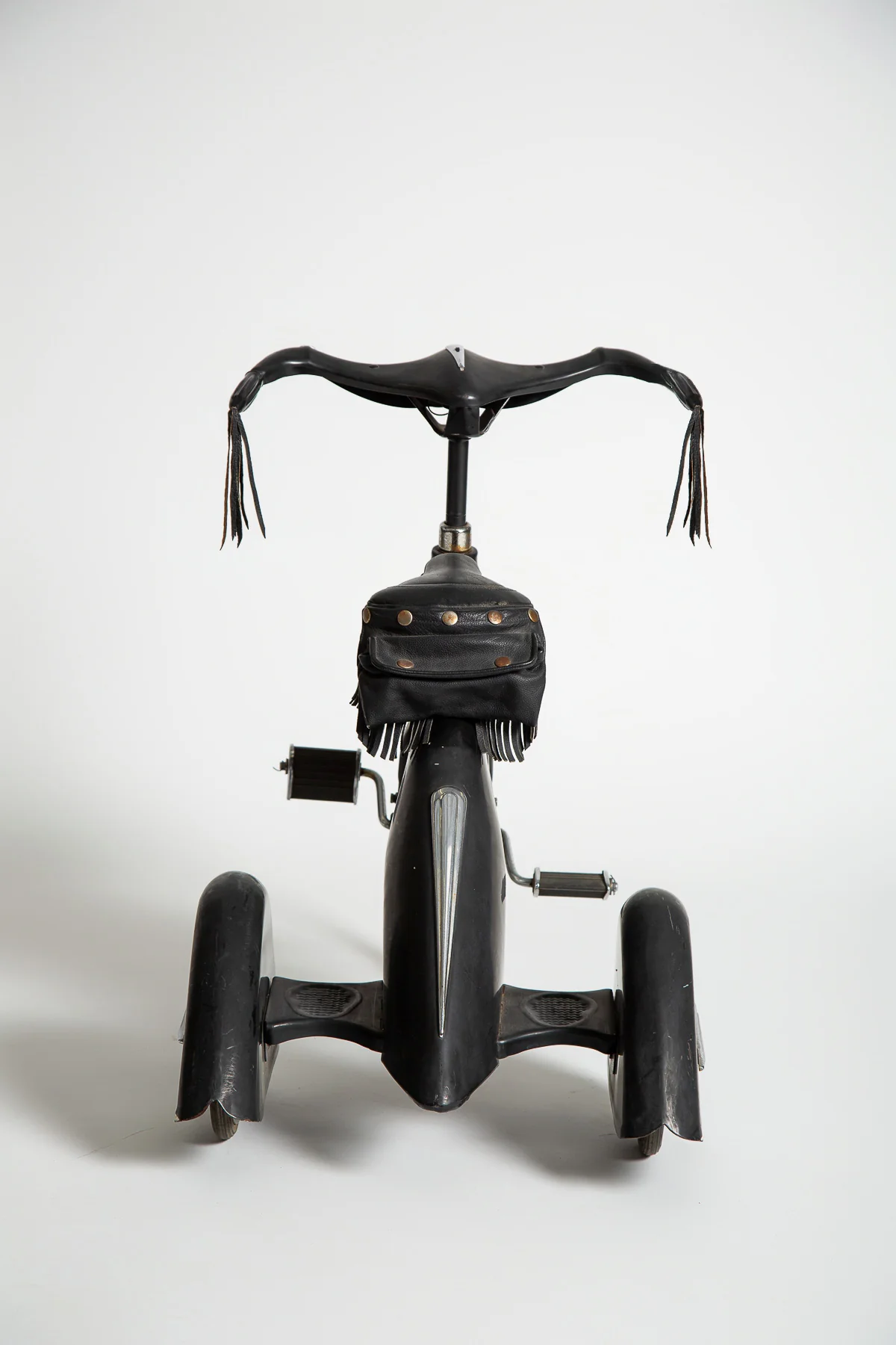 MAXFIELD PRIVATE COLLECTION | 1960'S AIRFLOW ROAD HOG TRICYCLE - Image 4