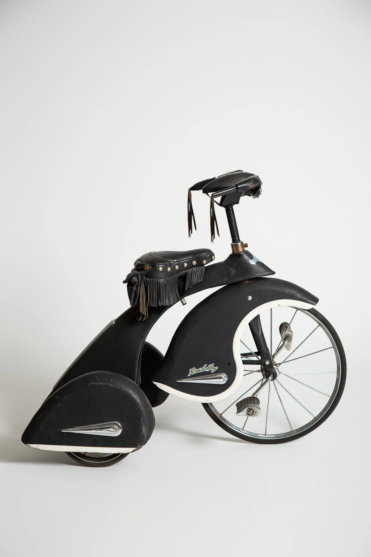 MAXFIELD PRIVATE COLLECTION | 1960'S AIRFLOW ROAD HOG TRICYCLE - Image 5