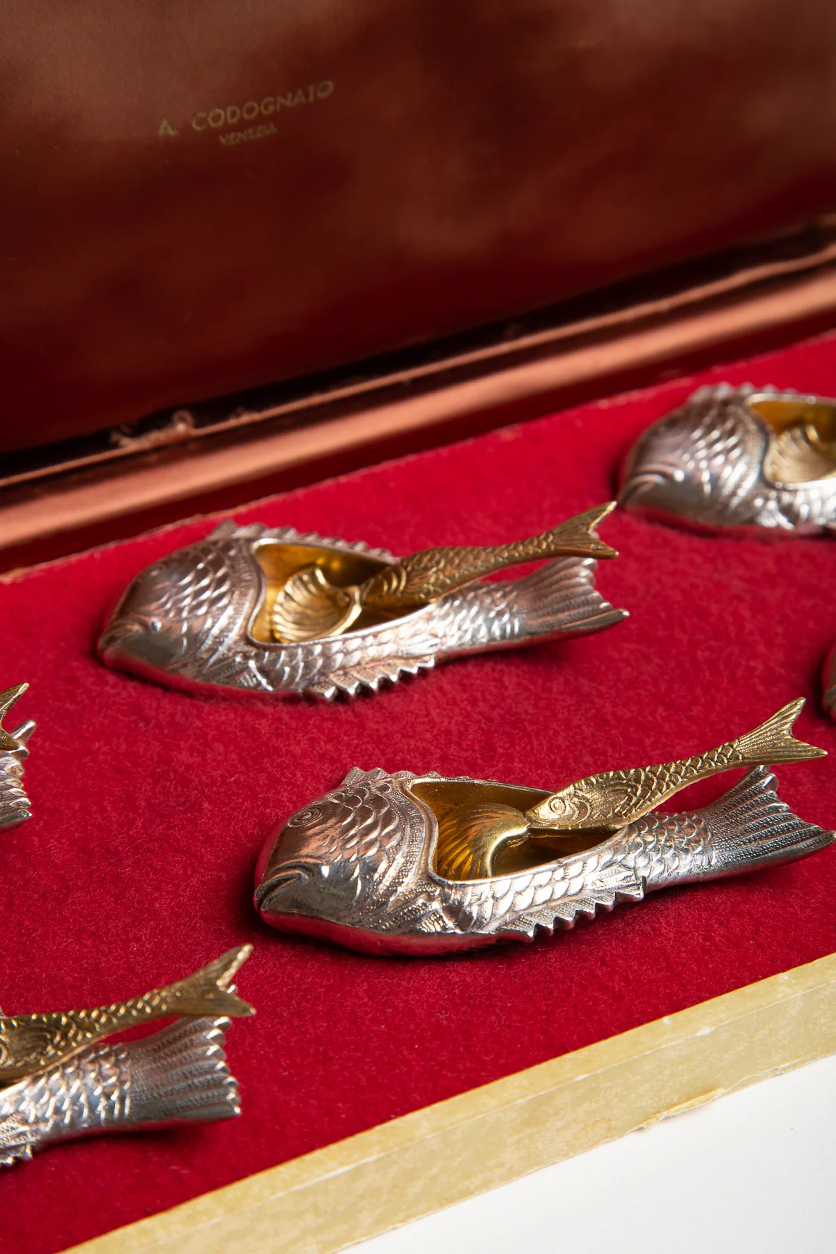 MAXFIELD PRIVATE COLLECTION | 1940'S ATTILIO CODOGNATO SET OF 12 VENETIAN SILVER SALT CELLARS - Image 3