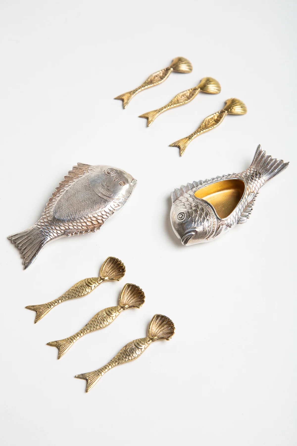 MAXFIELD PRIVATE COLLECTION | 1940'S ATTILIO CODOGNATO SET OF 12 VENETIAN SILVER SALT CELLARS - Image 5