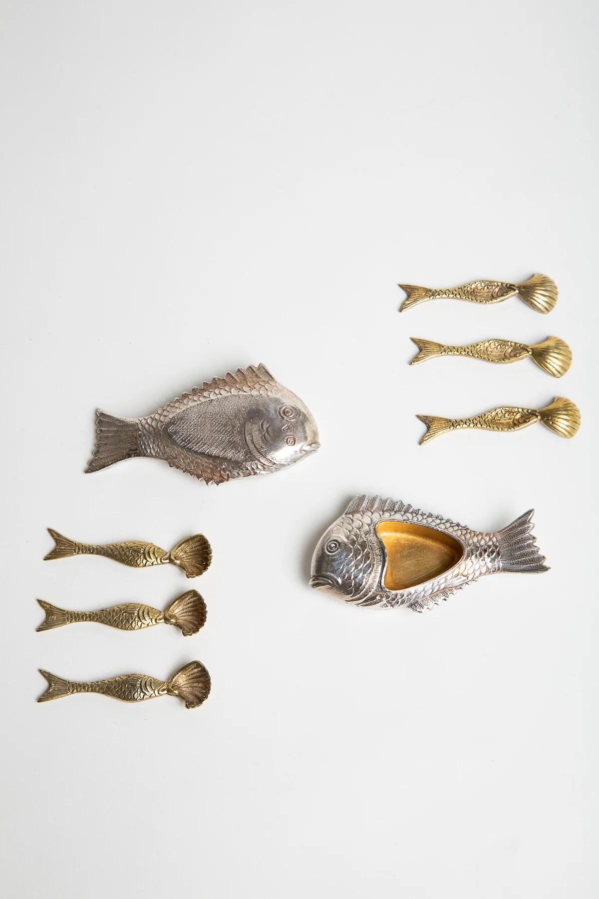 MAXFIELD PRIVATE COLLECTION | 1940'S ATTILIO CODOGNATO SET OF 12 VENETIAN SILVER SALT CELLARS - Image 6