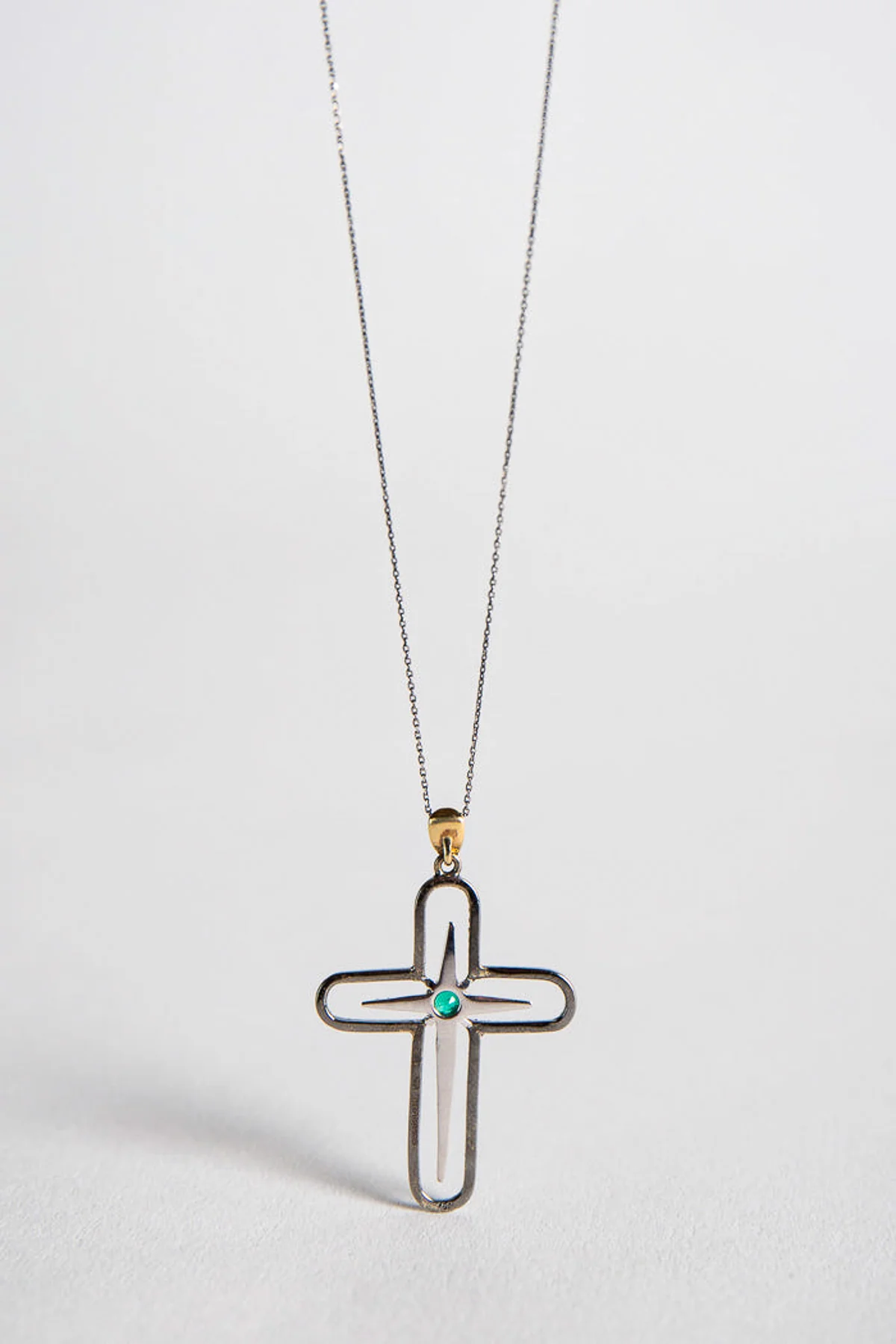 MAXFIELD PRIVATE COLLECTION | EMERALD DIAMOND SKULL CROSS NECKLACE - Image 3