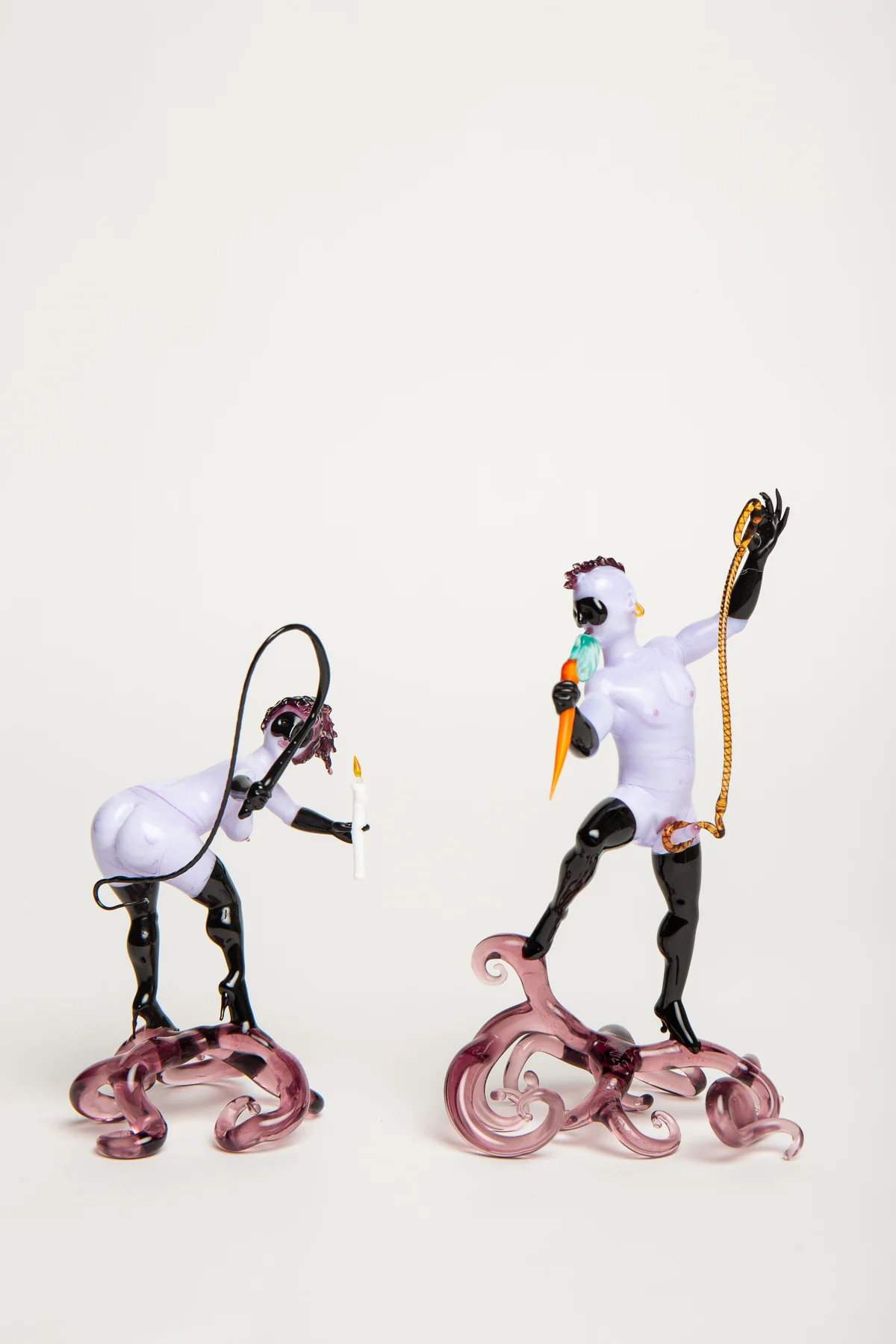 MAXFIELD PRIVATE COLLECTION | MAN AND WOMAN GLASS FIGURES - Image 2