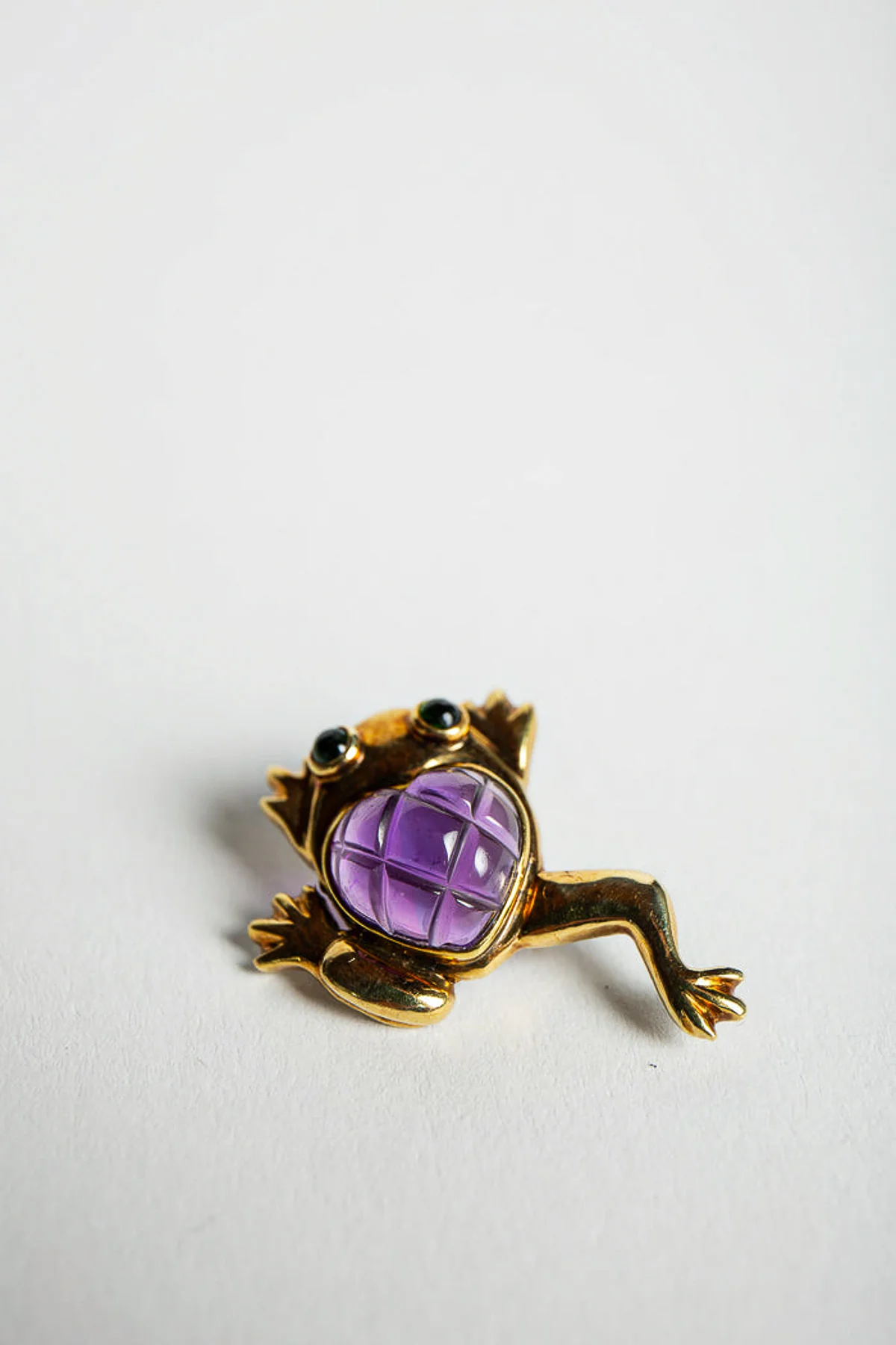 MAXFIELD PRIVATE COLLECTION | 20TH CENTURY FROG PIN - Image 2