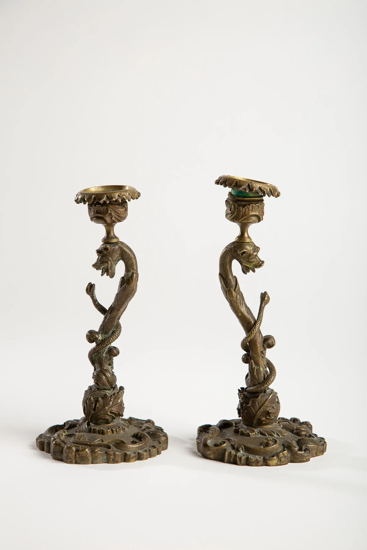 MAXFIELD PRIVATE COLLECTION | PAIR OF DRAGON/SNAKE CANDLESTICKS - Image 3