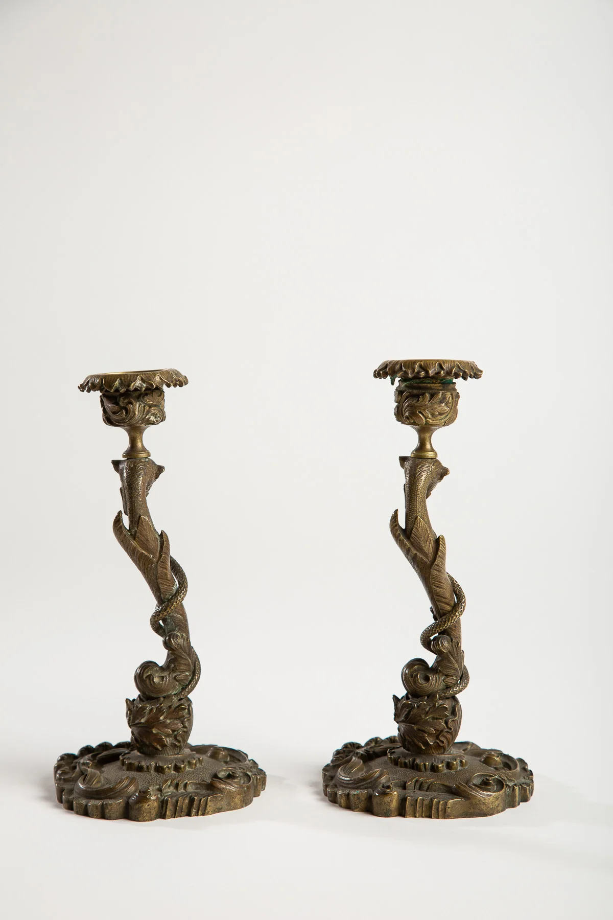 MAXFIELD PRIVATE COLLECTION | PAIR OF DRAGON/SNAKE CANDLESTICKS - Image 4