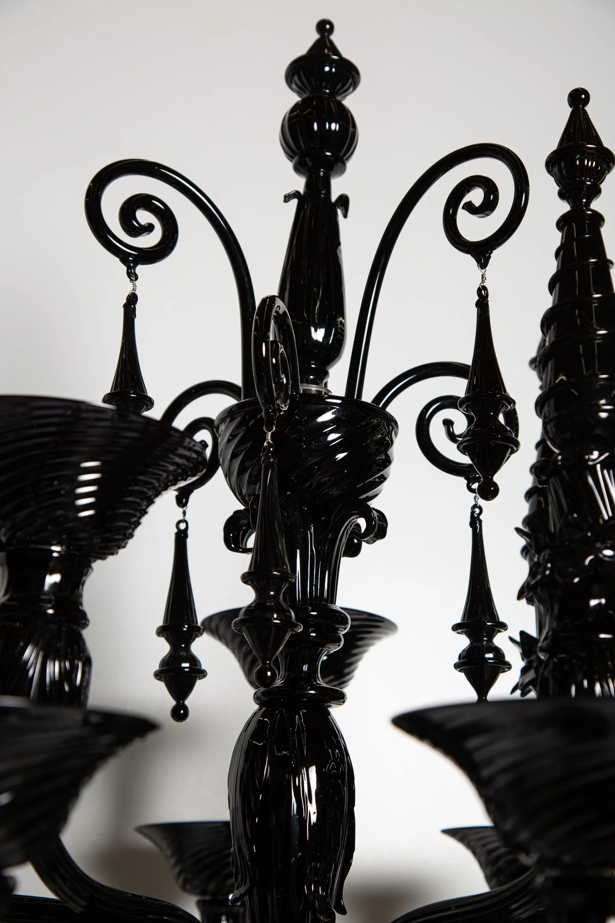 MAXFIELD PRIVATE COLLECTION | SEGUSO GIANNI MURANO FLOOR CHANDELIER - Image 6