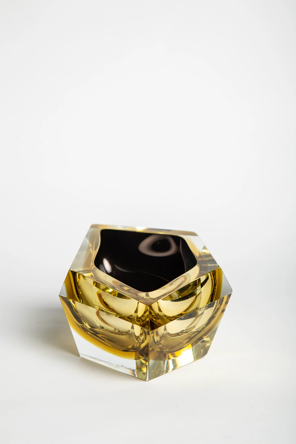 MAXFIELD PRIVATE COLLECTION | PURHO GOLD MURANO GLASS BOWL - Image 5