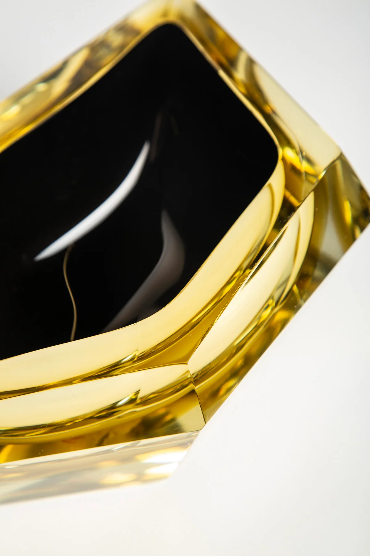 MAXFIELD PRIVATE COLLECTION | PURHO GOLD MURANO GLASS BOWL - Image 7