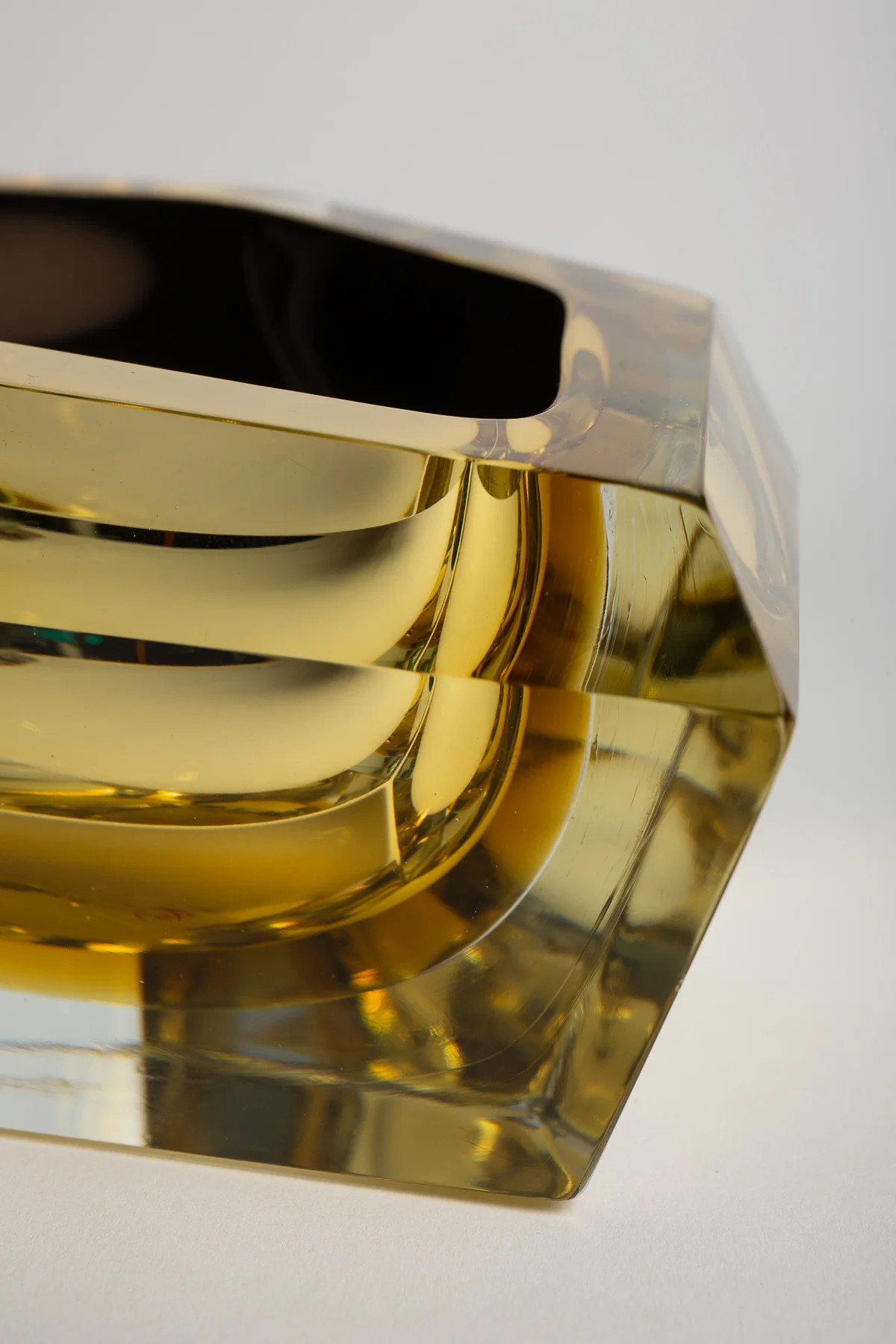 MAXFIELD PRIVATE COLLECTION | PURHO GOLD MURANO GLASS BOWL - Image 8