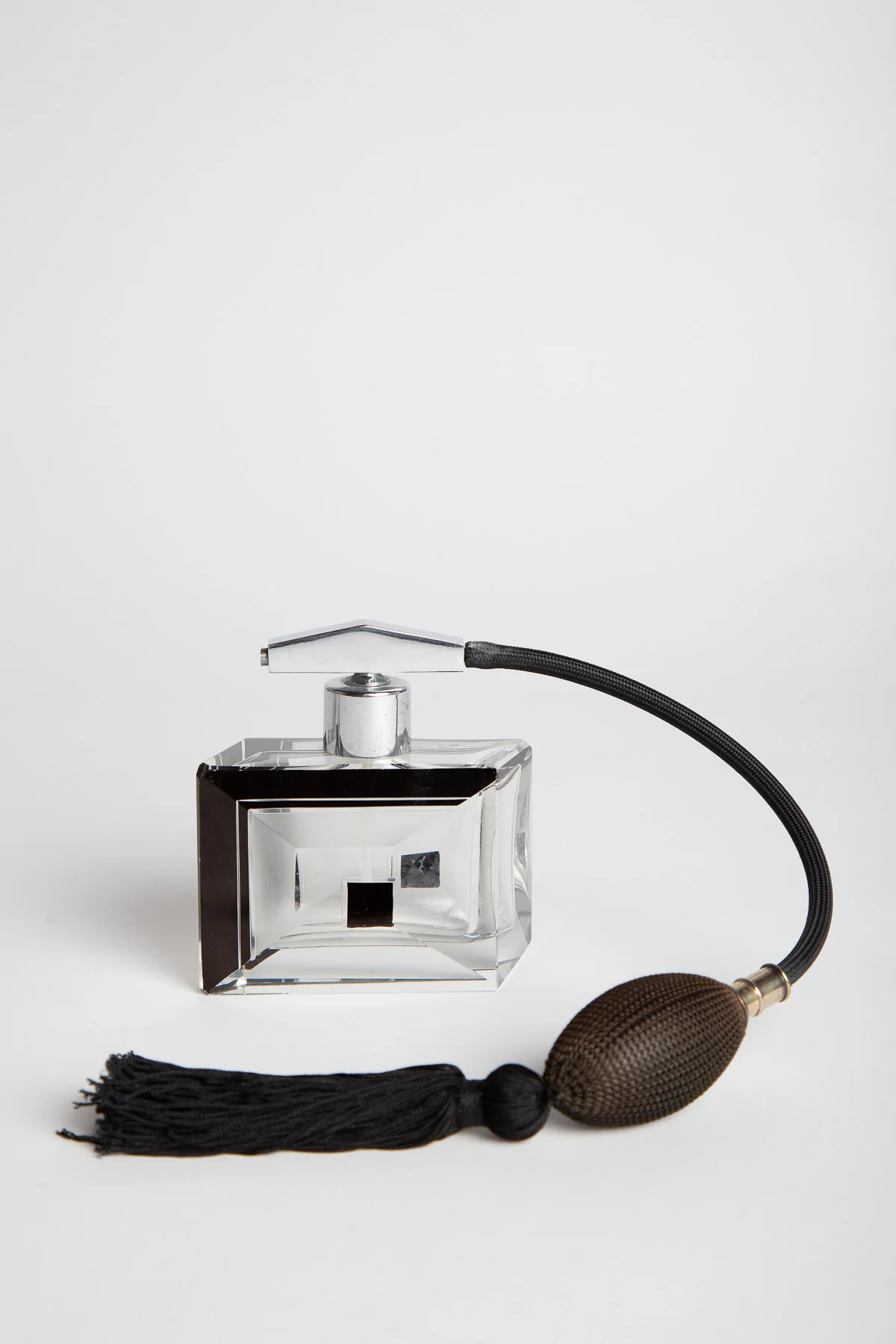 MAXFIELD PRIVATE COLLECTION | VANITY SET - Image 6
