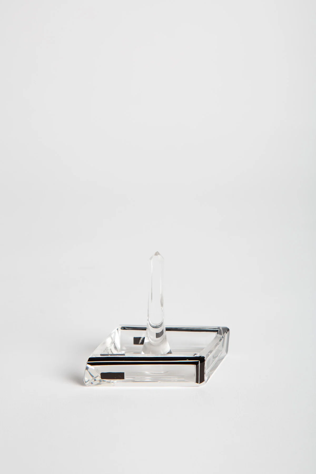 MAXFIELD PRIVATE COLLECTION | VANITY SET - Image 8