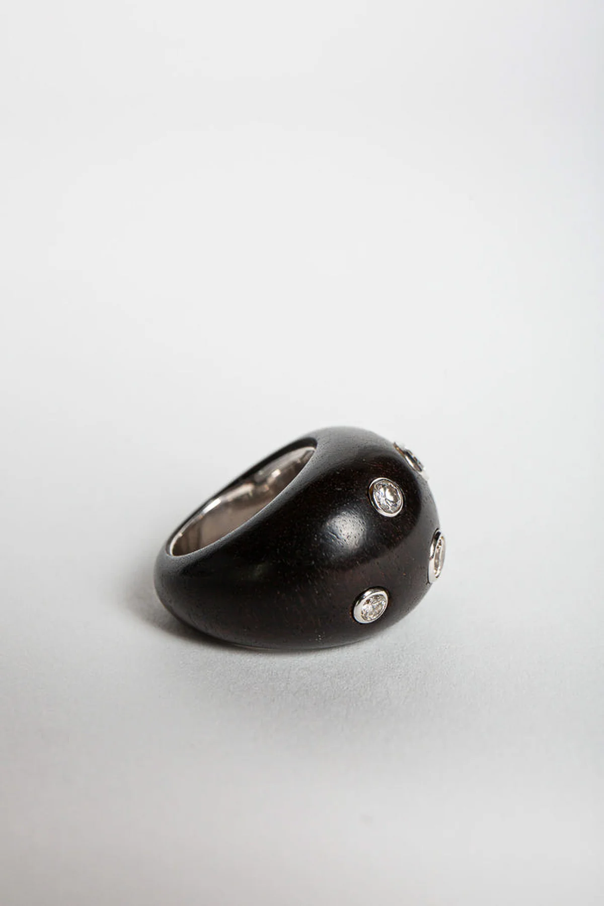MAXFIELD PRIVATE COLLECTION | VINTAGE EBONY RING - Image 3