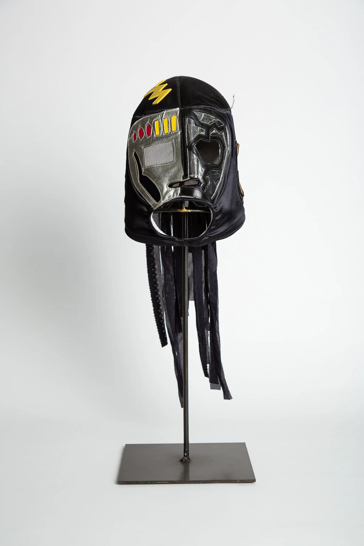 MAXFIELD PRIVATE COLLECTION | VINTAGE LUCHA LIBRE WRESTLING MASKS, SET OF 9 - Image 11