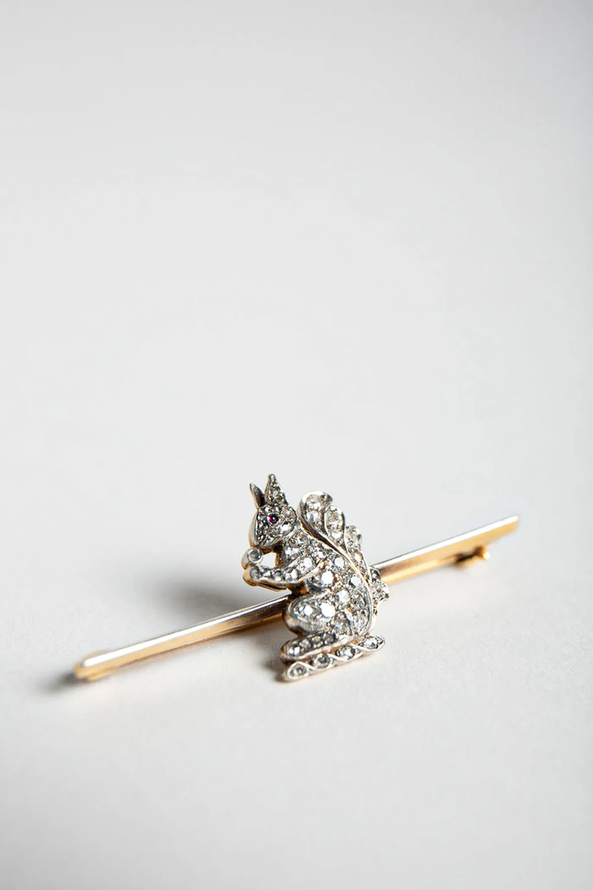 MAXFIELD PRIVATE COLLECTION | VINTAGE SQUIRREL STICK PIN - Image 3
