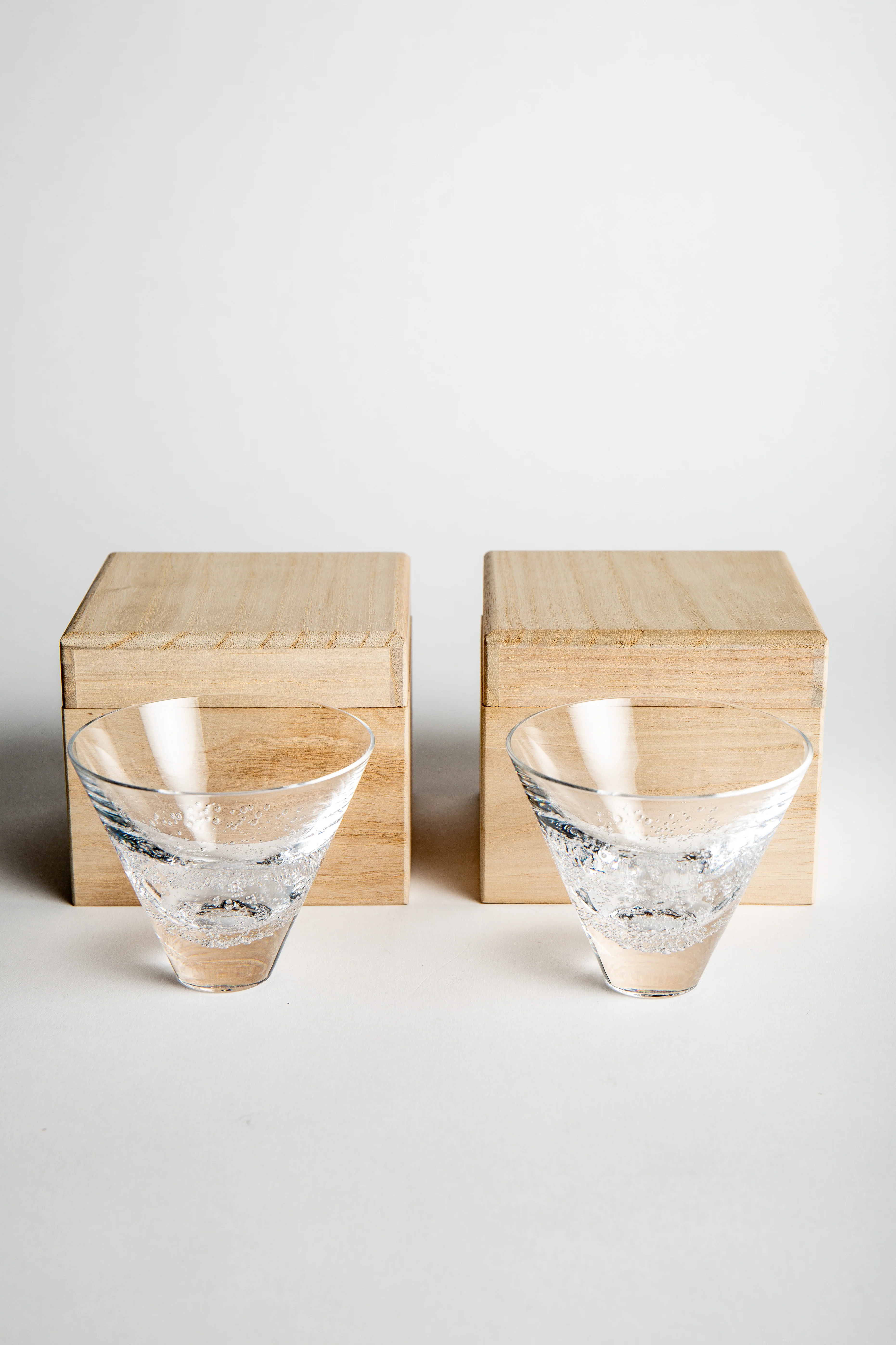 MAXFIELD PRIVATE COLLECTION | WIDE A WA GLASSES, SET OF TWO - Image 4