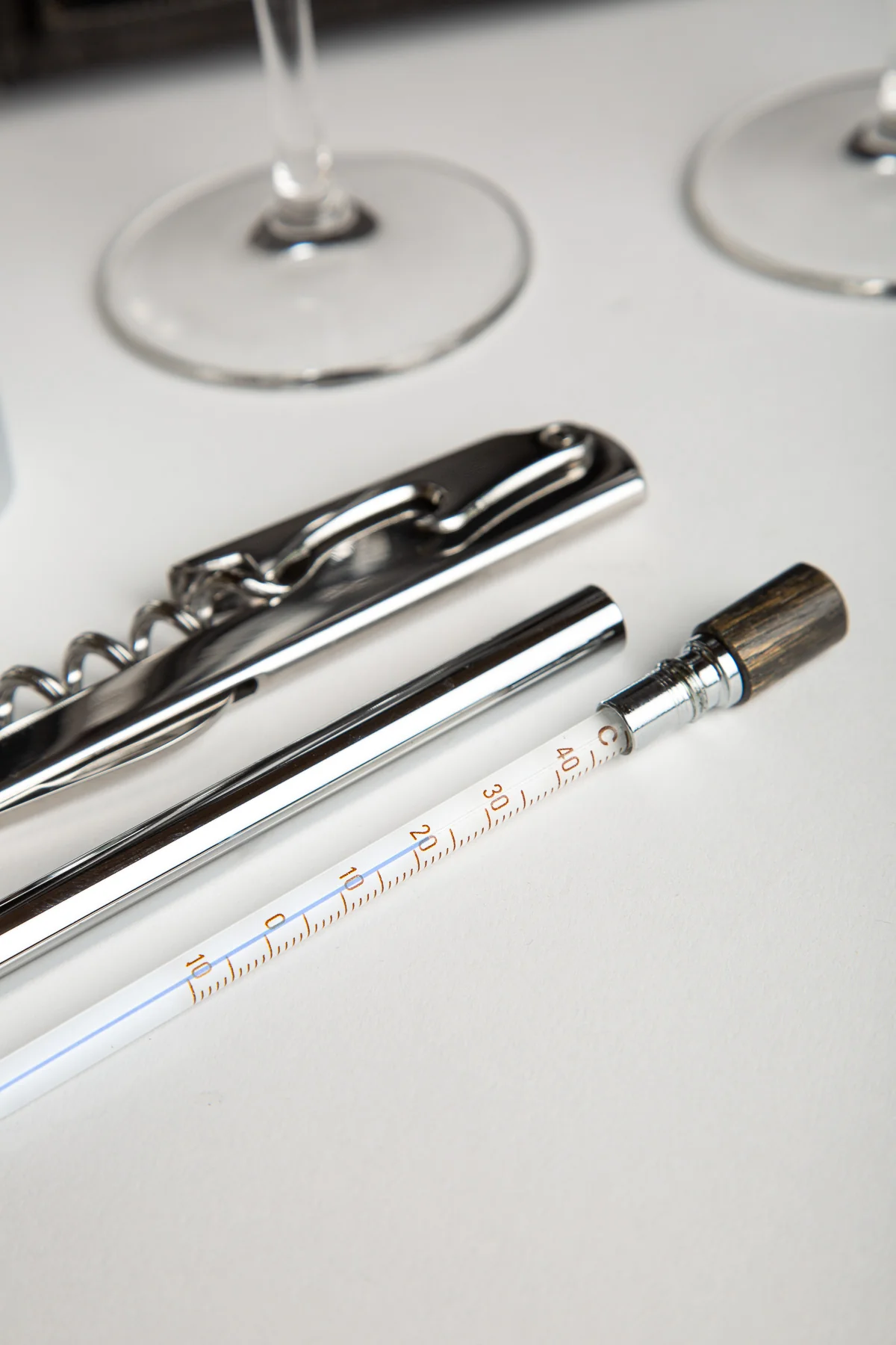 MAXFIELD PRIVATE COLLECTION | WINE TRAVEL BOX SET - Image 4