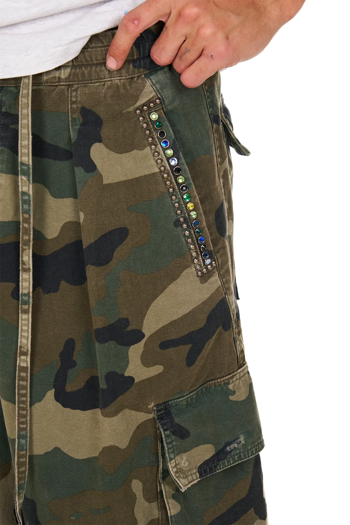 NAHMIAS | CAMO PLEATED CARGO SHORTS - Image 4