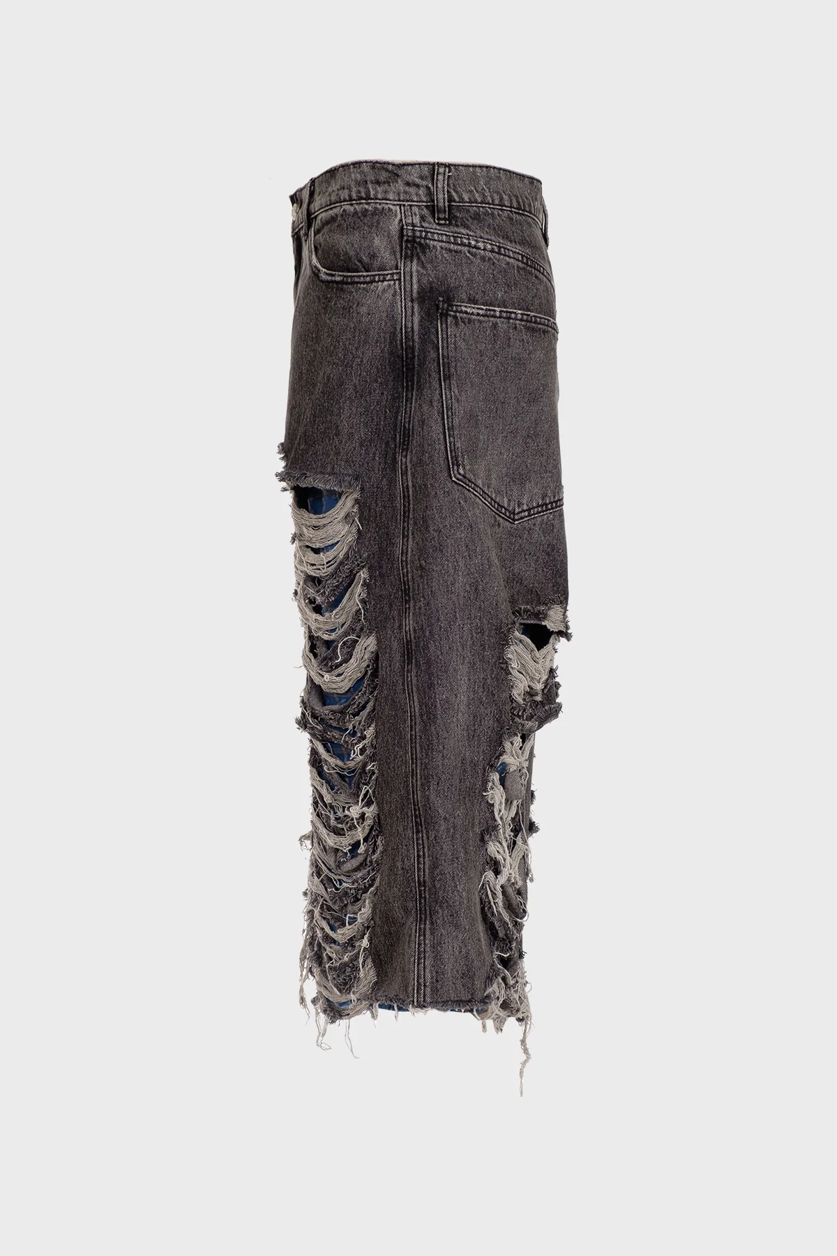 NATASHA ZINKO | DISTRESSED DENIM SHORTS - Image 3