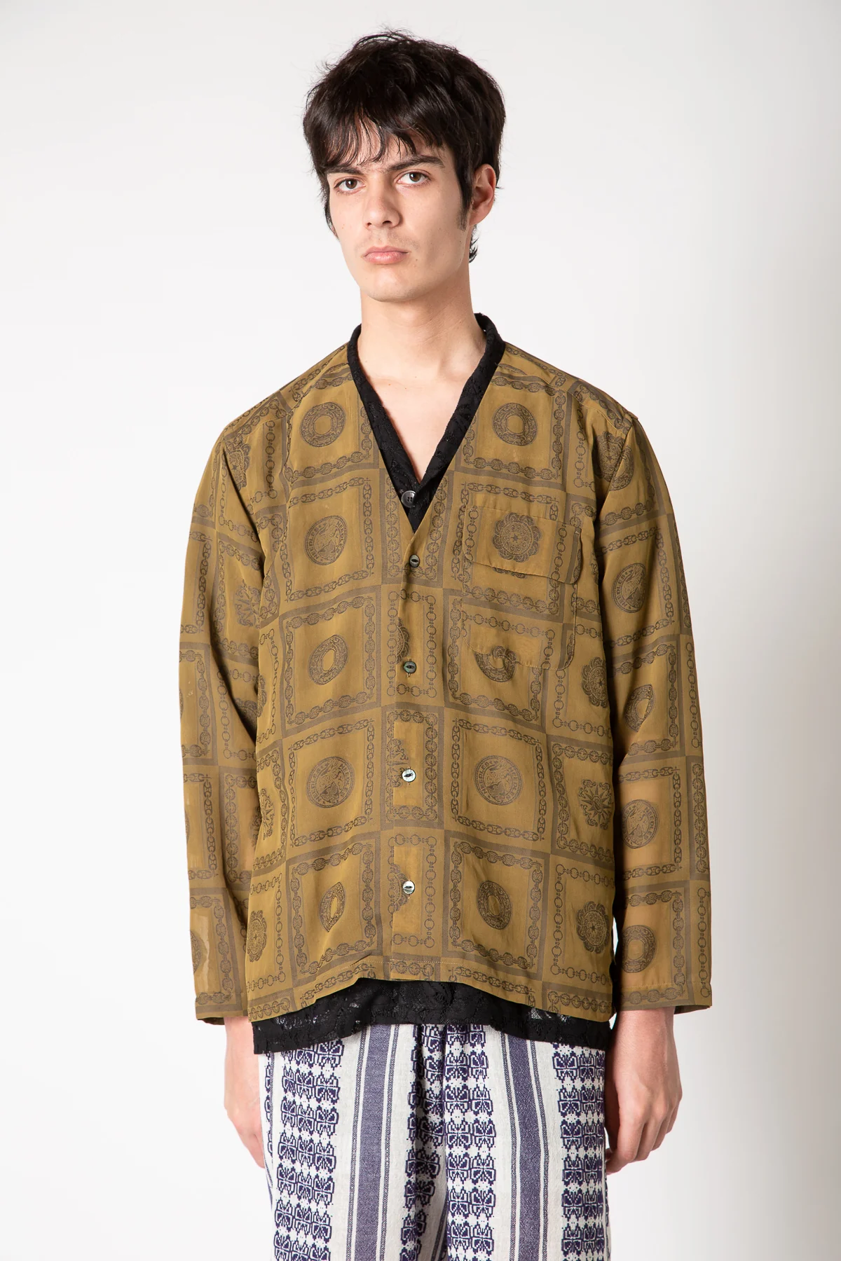 NEEDLES | CHAIN BORDER V-NECK SHIRT - Image 2