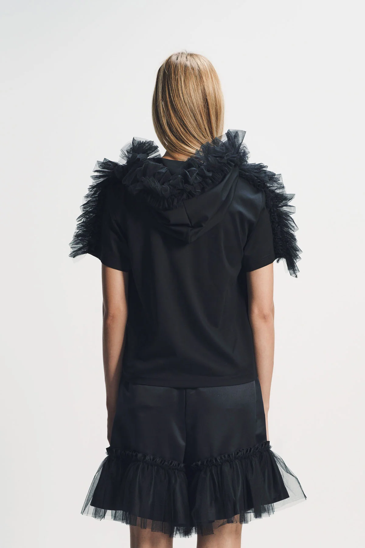 Noir Kei Ninomiya | Zip Tulle Short Sleeve Hoodie - Image 4