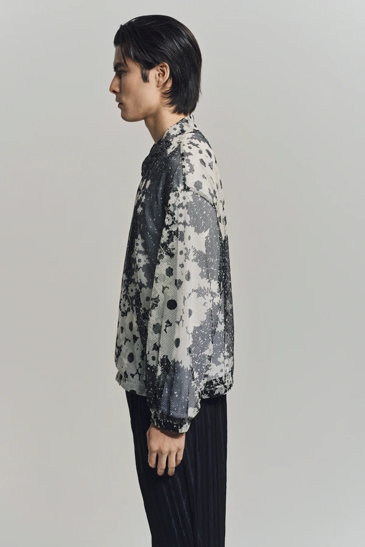 NOMARHYTHM TEXTILE | FLORAL MESH ZIP BLOUSON - Image 5