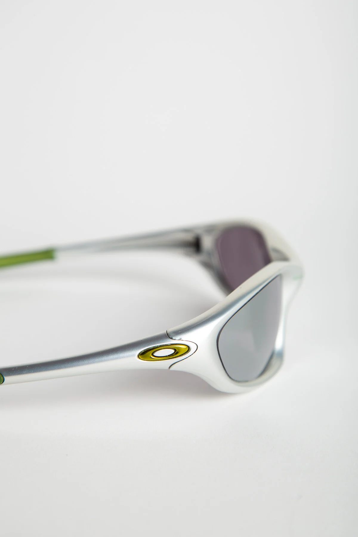2000'S OAKLEY TWENTY WRAP SUNGLASSES - Image 3