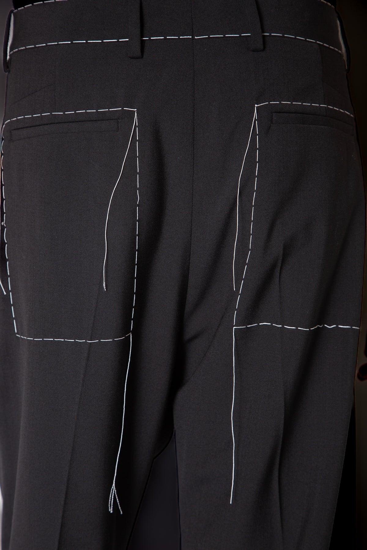 OFF-WHITE | STITCH ZIP TROUSERS - Image 5