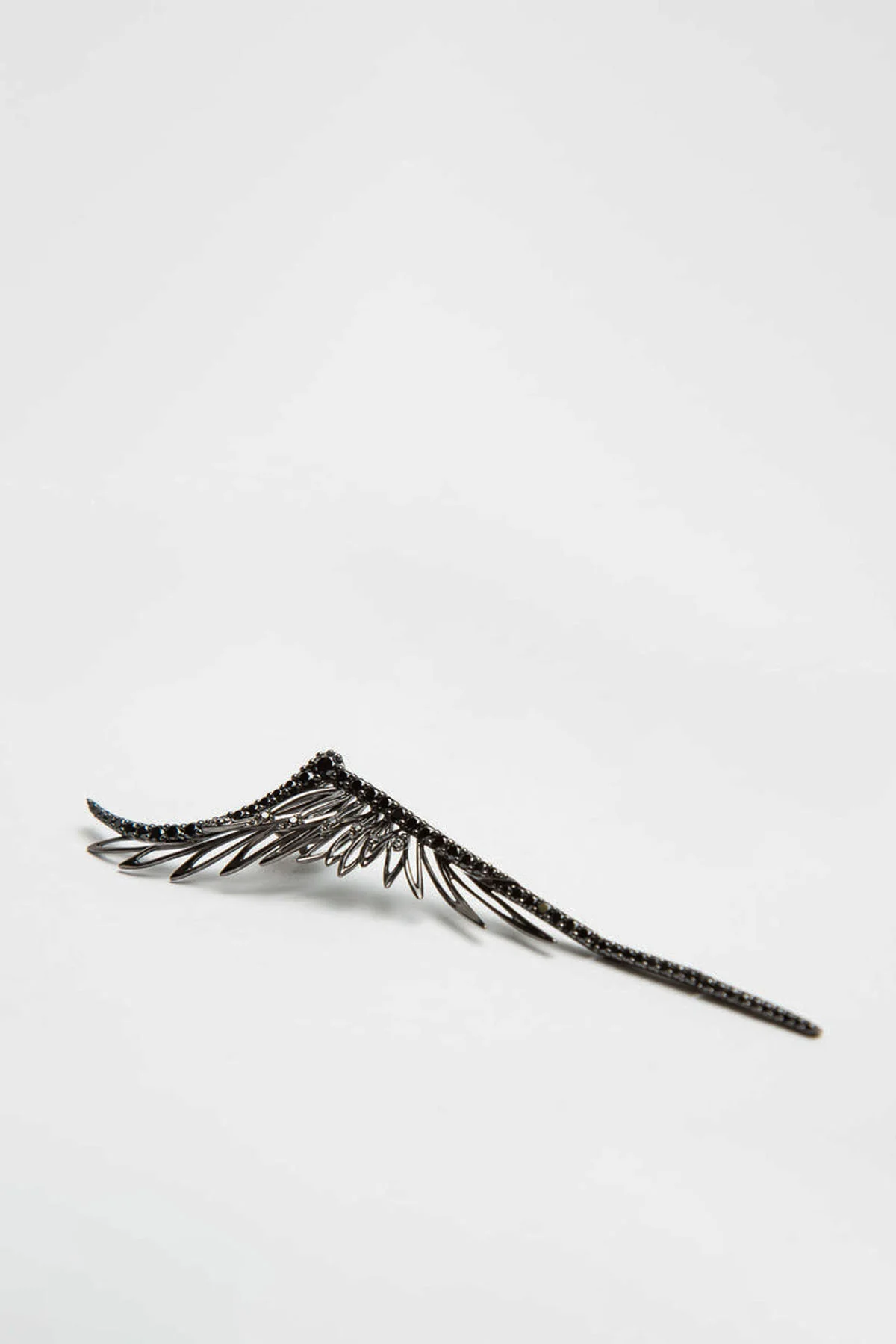 CRISTINA ORTIZ | BLACK DIAMOND WINGED STUD EARRING - Image 2